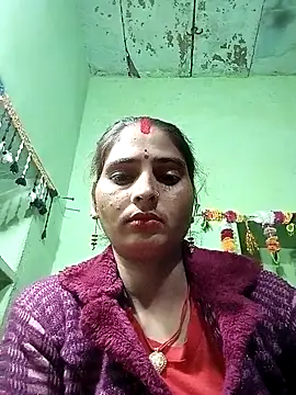 Snapshot of Nelug chatting on 11-18-25, 02:43 Nelug online show from 11-18-25, 02:43