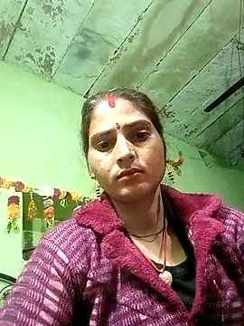 Snapshot of Nelug chatting on 11-19-25, 06:41 Nelug online show from 11-19-25, 06:41