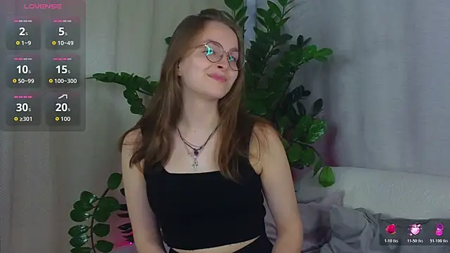 Snapshot of MadisonSmitt chatting on 11-27-25, 05:09 MadisonSmitt online show from 11-27-25, 05:09