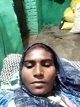 Snapshot of Big_Lovexx chatting on 11-20-25, 09:36 Big Lovexx online show from 11-20-25, 09:36