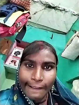 Snapshot of Big_Lovexx chatting on 12-05-25, 07:39 Big Lovexx online show from 12-05-25, 07:39