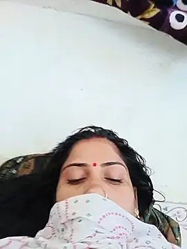 Snapshot of Pushpa_hotty chatting on 06-26-26, 03:44 Pushpa hotty online show from 06-26-26, 03:44
