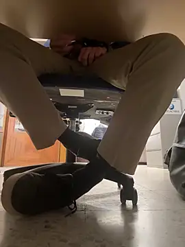 Snapshot of Dihotbi chatting on 11-18-25, 10:14 Dihotbi online show from 11-18-25, 10:14