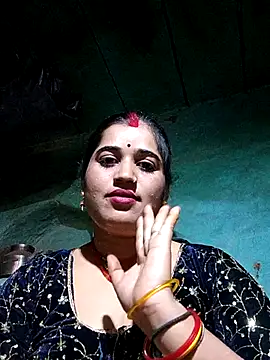 Hot kamla online show from 04-13-26, 06:19