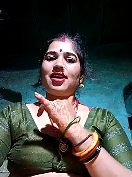 Snapshot of Hot_kamla chatting on 05-11-26, 10:40 Hot kamla online show from 05-11-26, 10:40