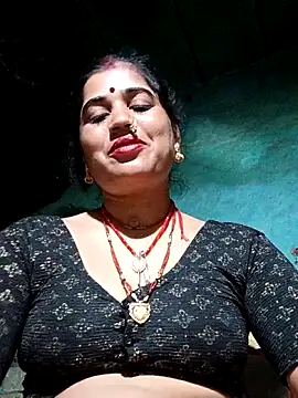 Snapshot of Hot_kamla chatting on 05-12-26, 11:02 Hot kamla online show from 05-12-26, 11:02
