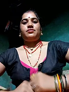 Snapshot of Hot_kamla chatting on 05-15-26, 10:50 Hot kamla online show from 05-15-26, 10:50