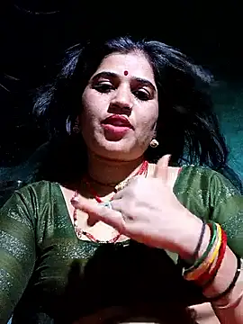 Snapshot of Hot_kamla chatting on 05-16-26, 07:12 Hot kamla online show from 05-16-26, 07:12