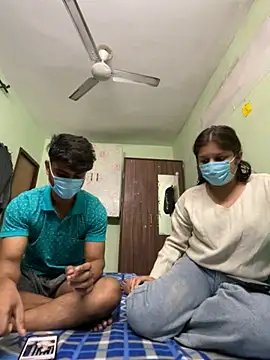 Snapshot of Cute_hotzara chatting on 11-15-25, 05:05 Cute hotzara online show from 11-15-25, 05:05