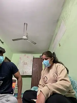 Snapshot of Cute_hotzara chatting on 12-16-25, 04:50 Cute hotzara online show from 12-16-25, 04:50