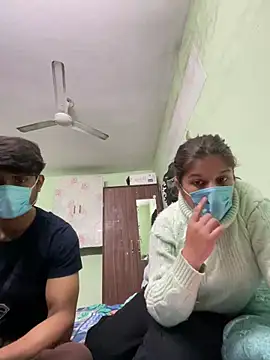 Snapshot of Cute_hotzara chatting on 12-17-25, 04:51 Cute hotzara online show from 12-17-25, 04:51