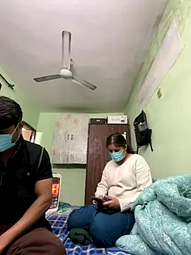 Snapshot of Cute_hotzara chatting on 12-19-25, 04:52 Cute hotzara online show from 12-19-25, 04:52