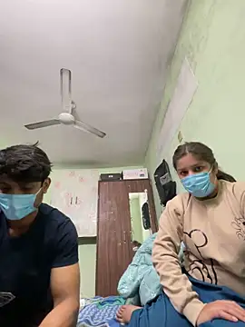 Snapshot of Cute_hotzara chatting on 12-20-25, 04:41 Cute hotzara online show from 12-20-25, 04:41