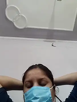 Snapshot of Cute_hotzara chatting on 05-09-26, 10:20 Cute hotzara online show from 05-09-26, 10:20