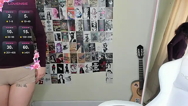 Snapshot of Anora_Miller chatting on 03-05-26, 08:54 Anora Miller online show from 03-05-26, 08:54