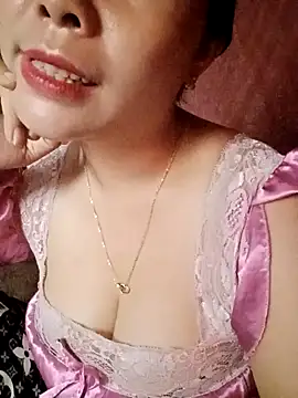 Qiune92 online show from 11-12-25, 10:26