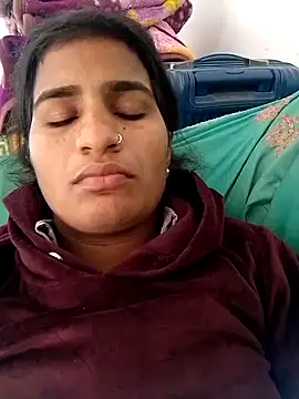 Snapshot of Kumari_gairl chatting on 12-16-25, 04:28 Kumari gairl online show from 12-16-25, 04:28