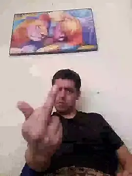 Snapshot of Junior_47 chatting on 11-15-25, 08:27 Junior 47 online show from 11-15-25, 08:27