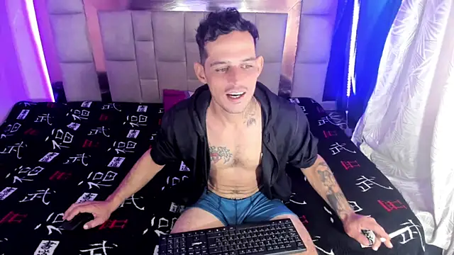 Sexybigjefffx online show from 11-28-25, 05:04