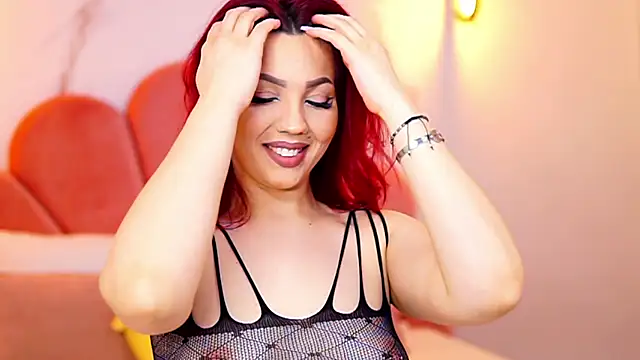 Snapshot of Scarlett_Veyra chatting on 12-03-25, 07:05 Scarlett Veyra online show from 12-03-25, 07:05