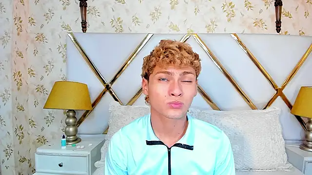 Snapshot of JacobRusso chatting on 02-08-26, 04:27 JacobRusso online show from 02-08-26, 04:27