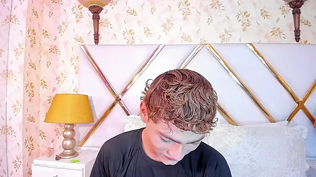 Snapshot of JacobRusso chatting on 02-12-26, 04:07 JacobRusso online show from 02-12-26, 04:07