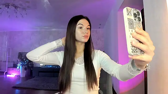 luna lust 212 online show from 07-19-26, 04:16