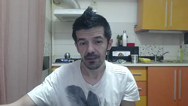 Snapshot of Dale_E chatting on 12-17-25, 05:24 Dale E online show from 12-17-25, 05:24