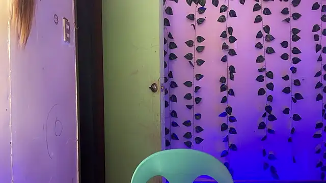 Snapshot of Pretty_moccha chatting on 01-13-26, 08:52 Pretty moccha online show from 01-13-26, 08:52