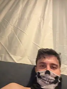 Snapshot of bigfatbro9 chatting on 12-14-25, 04:12 bigfatbro9 online show from 12-14-25, 04:12