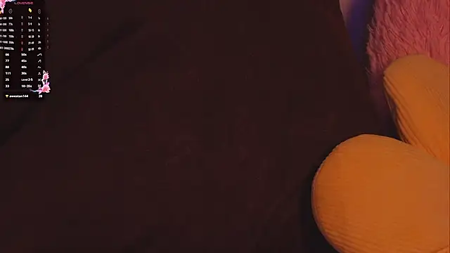 cheeky cherry  online show from 12-13-25, 07:53