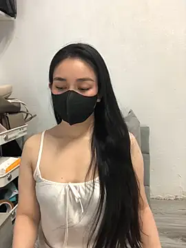 Snapshot of Tina_2k3 chatting on 11-25-25, 09:20 Tina 2k3 online show from 11-25-25, 09:20