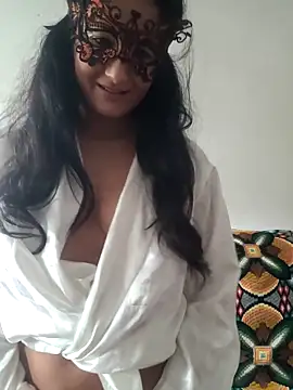 Snapshot of cameleonix18 chatting on 11-19-25, 08:03 cameleonix18 online show from 11-19-25, 08:03