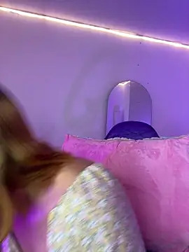 NinaSakura Eup online show from 12-16-25, 11:37