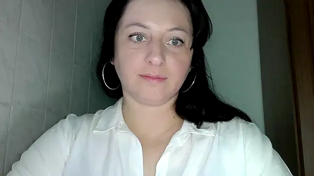 Snapshot of MelinaAx chatting on 04-29-26, 08:40 MelinaAx online show from 04-29-26, 08:40