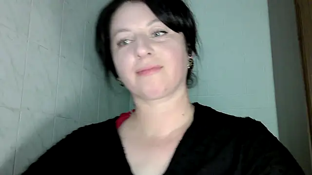 Snapshot of MelinaAx chatting on 05-07-26, 07:19 MelinaAx online show from 05-07-26, 07:19