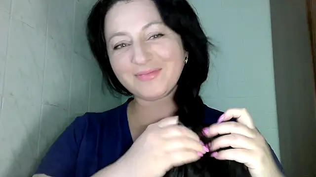 Snapshot of MelinaAx chatting on 05-12-26, 07:44 MelinaAx online show from 05-12-26, 07:44