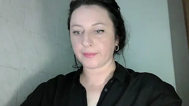 Snapshot of MelinaAx chatting on 06-07-26, 07:50 MelinaAx online show from 06-07-26, 07:50