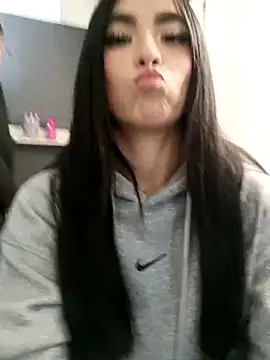 Irina Fernandez online show from 12-01-25, 02:00