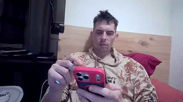 Snapshot of soijose69 chatting on 11-28-25, 08:44 soijose69 online show from 11-28-25, 08:44