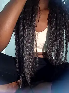 Snapshot of mirna96 chatting on 11-30-25, 06:56 mirna96 online show from 11-30-25, 06:56