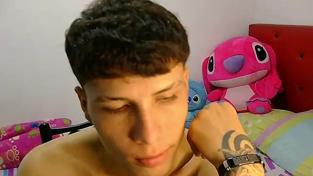 Snapshot of sarita_sexy_bunny chatting on 12-14-25, 03:17 sarita sexy bunny online show from 12-14-25, 03:17