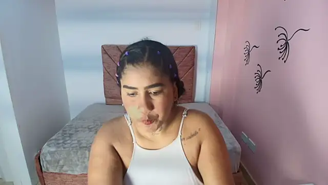 Snapshot of Mellany_Bleak__ chatting on 12-05-25, 07:54 Mellany Bleak online show from 12-05-25, 07:54