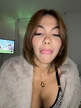 Snapshot of dolceragazza_15 chatting on 11-14-25, 10:51 dolceragazza 15 online show from 11-14-25, 10:51