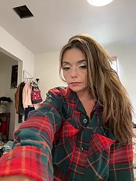 Snapshot of miatate chatting on 02-15-26, 07:10 miatate online show from 02-15-26, 07:10