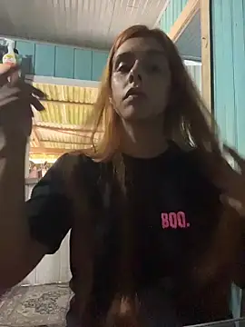 Snapshot of Monahliza chatting on 03-10-26, 11:37 Monahliza online show from 03-10-26, 11:37