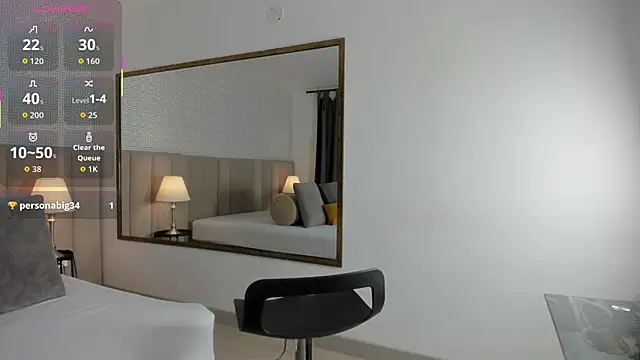 Snapshot of Sasha_Wolff chatting on 11-26-25, 11:17 Sasha Wolff online show from 11-26-25, 11:17