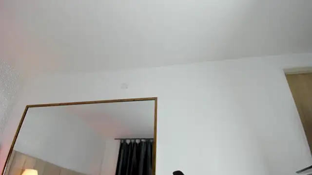 Snapshot of Sasha_Wolff chatting on 12-05-25, 04:36 Sasha Wolff online show from 12-05-25, 04:36