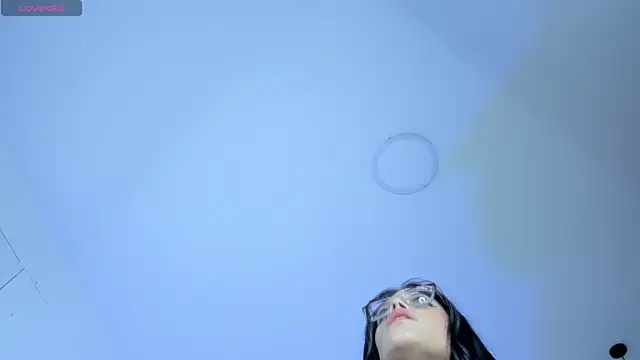 Sasha Wolff online show from 06-03-26, 02:33