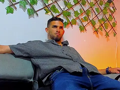 Angel blue1 online show from 11-20-25, 02:23